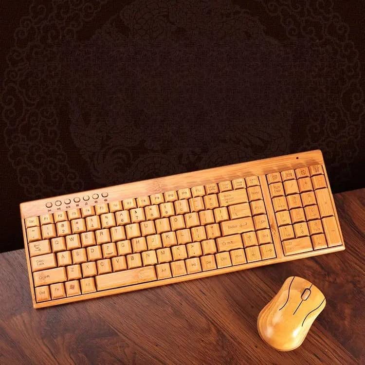 wooden-keyboard-black-wood